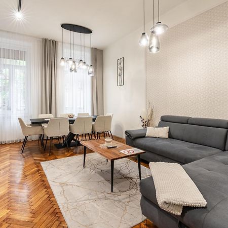 Astra Lux Bp Lägenhet Budapest Exteriör bild